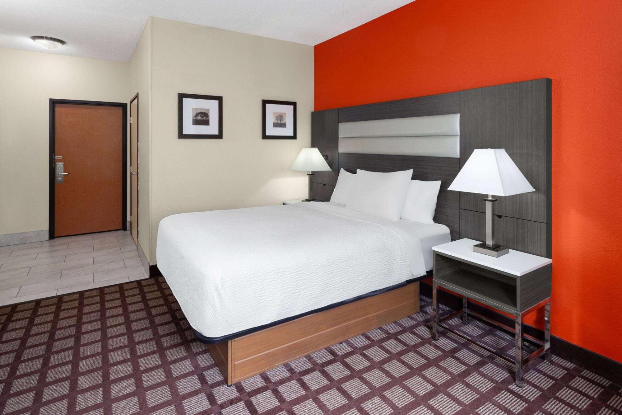 Americinn By Wyndham Hudson Exterior foto
