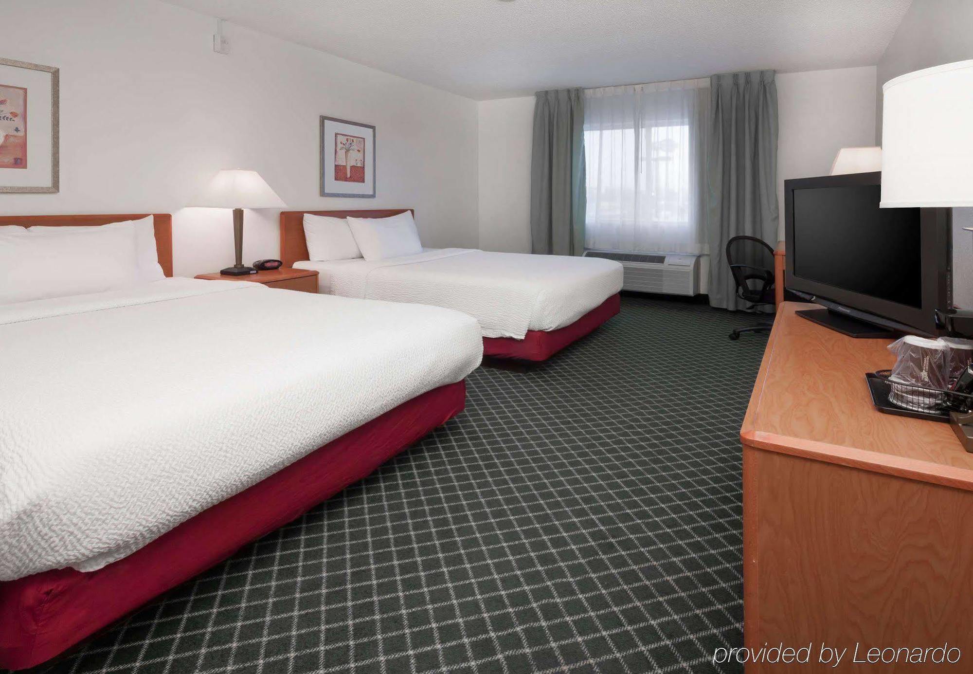Americinn By Wyndham Hudson Exterior foto