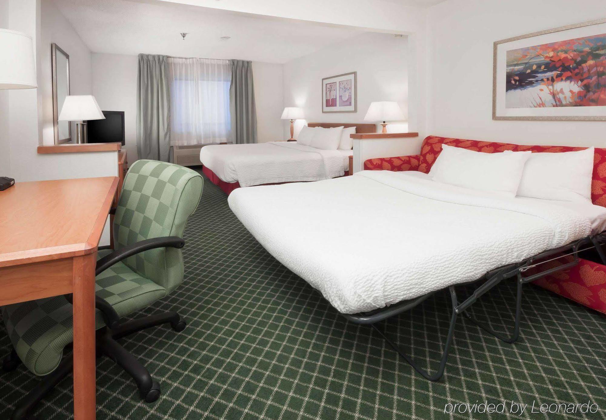 Americinn By Wyndham Hudson Exterior foto